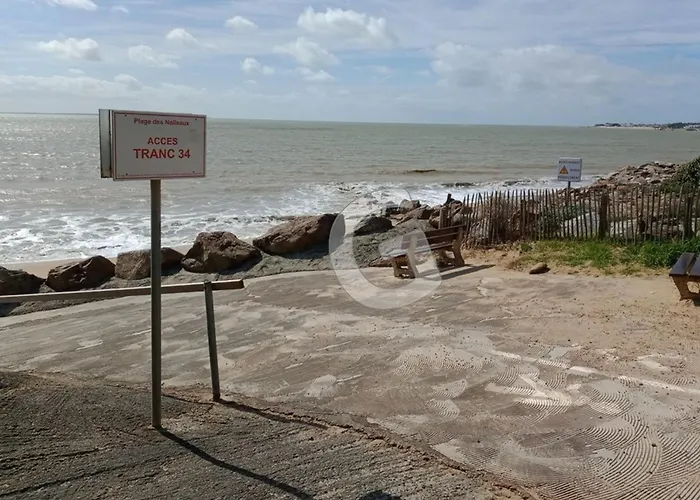 Sous Les Pins Pour 8 à - Fr-1-194-435 Hébergement de vacances La Tranche-sur-Mer