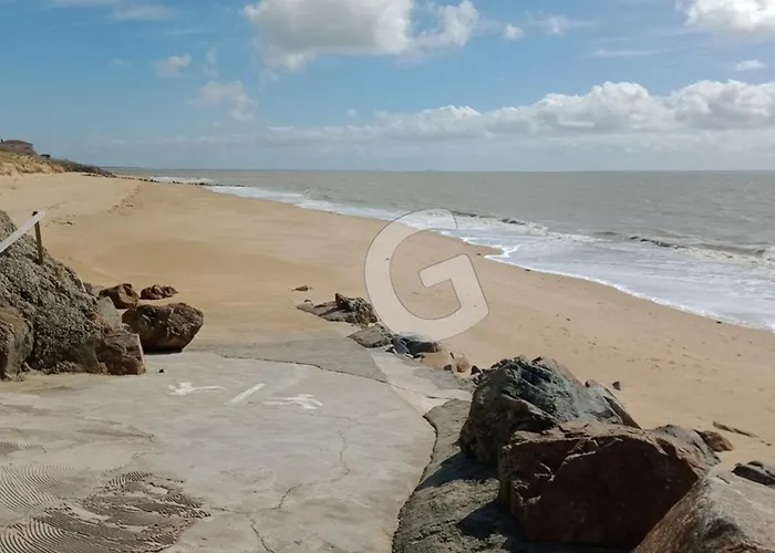 Hébergement de vacances Sous Les Pins Pour 8 à - Fr-1-194-435 La Tranche-sur-Mer
